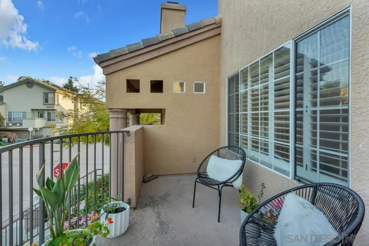 12513 El Camino Real A, San Diego, California 92130