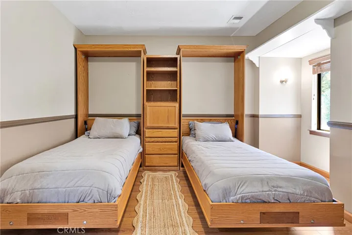 26610 Timberline Drive, Wrightwood, California 92397