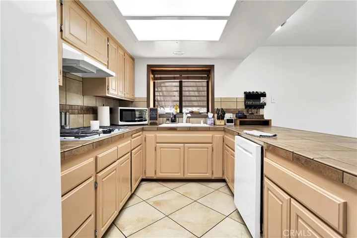 26610 Timberline Drive, Wrightwood, California 92397