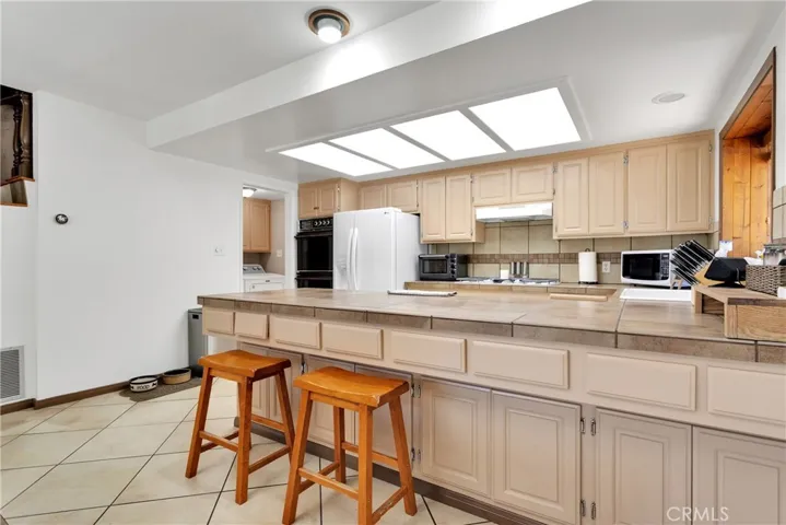 26610 Timberline Drive, Wrightwood, California 92397
