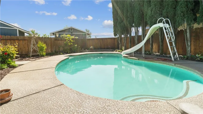 4 Cecil Place, Chico, California 95928
