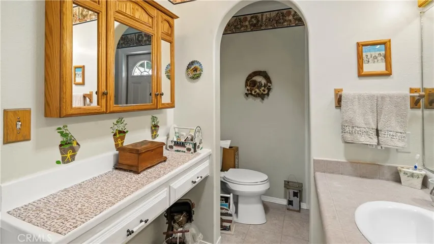 4 Cecil Place, Chico, California 95928