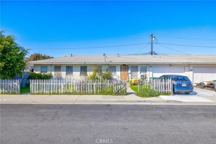 229 E 219th Street, Carson, California 90745
