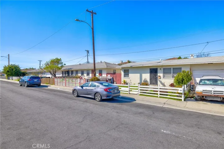 229 E 219th Street, Carson, California 90745