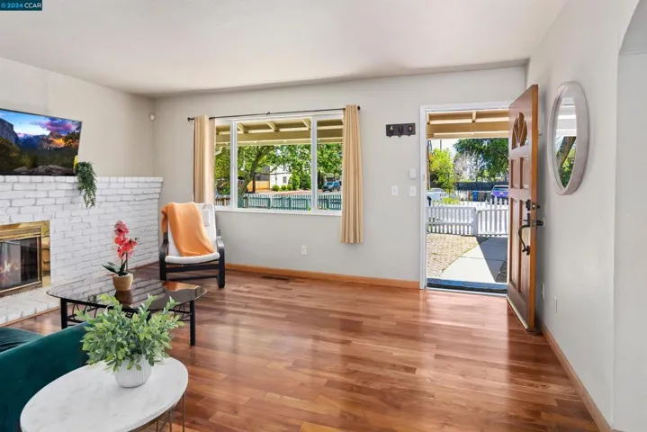 1981 Gelbke Ln, Concord, California 94520
