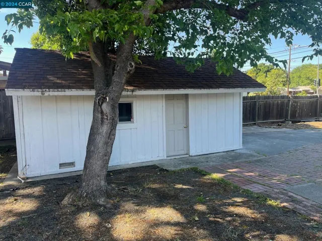 1981 Gelbke Ln, Concord, California 94520
