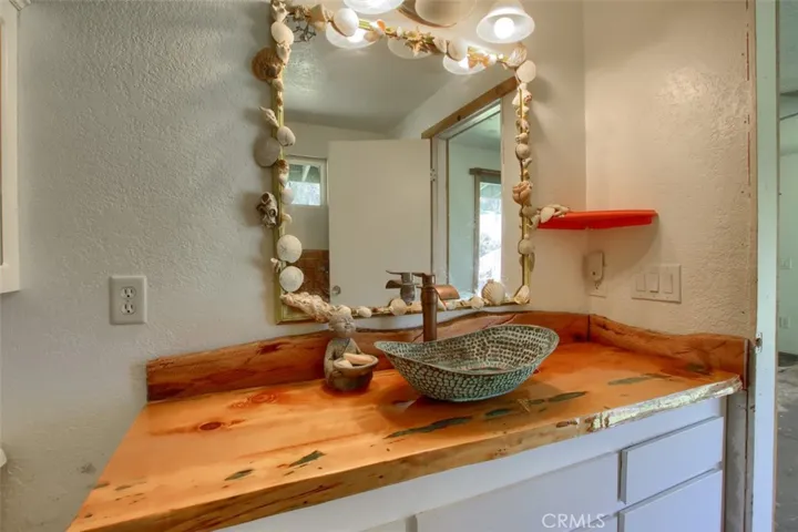 5446 Colorado Road, Midpines, California 95345