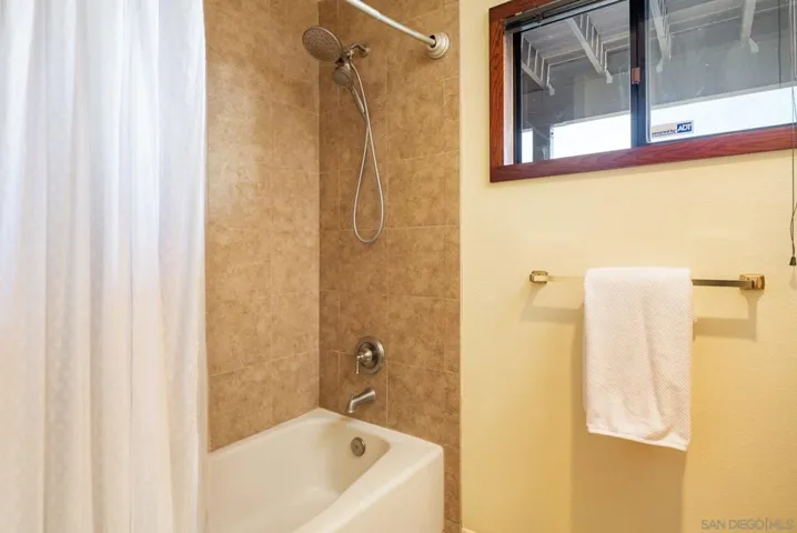 4920 Beaumont Dr, La Mesa, California 91941