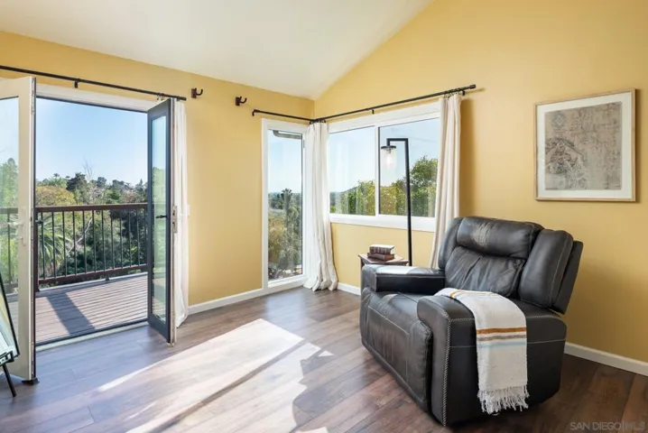 4920 Beaumont Dr, La Mesa, California 91941