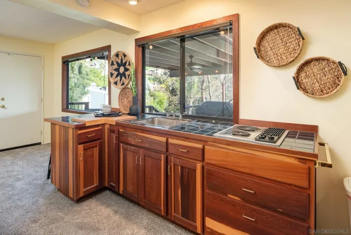 4920 Beaumont Dr, La Mesa, California 91941