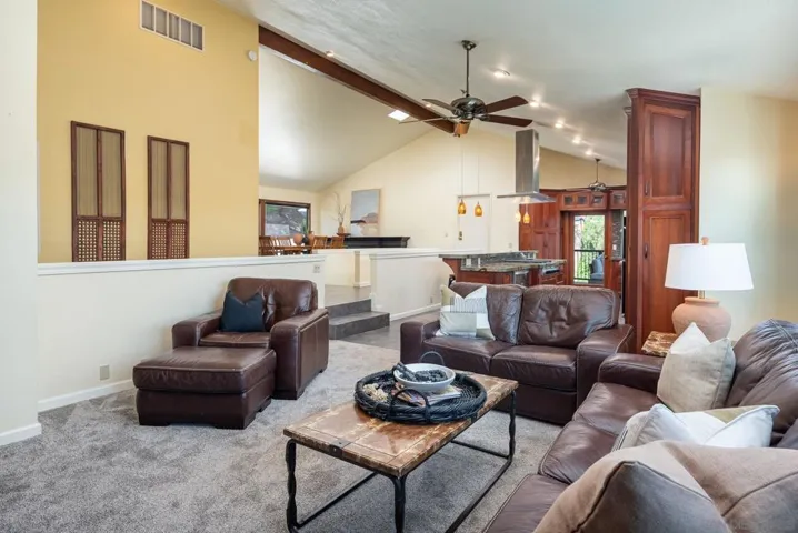 4920 Beaumont Dr, La Mesa, California 91941