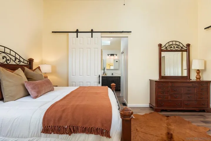 4920 Beaumont Dr, La Mesa, California 91941