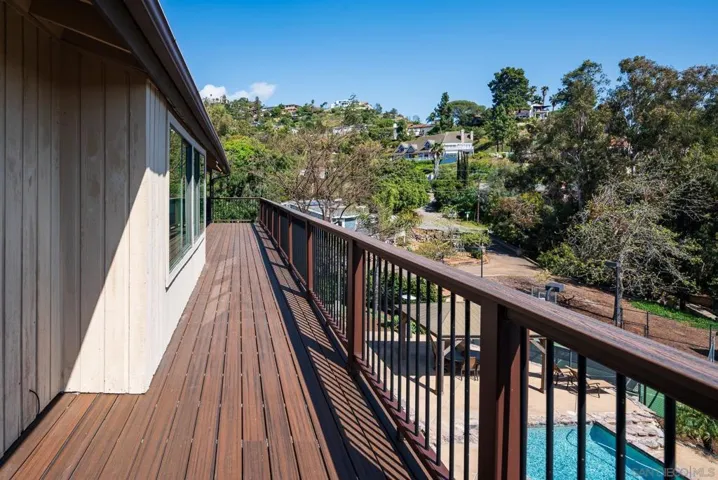 4920 Beaumont Dr, La Mesa, California 91941