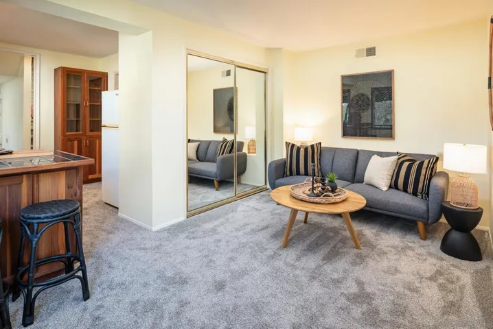 4920 Beaumont Dr, La Mesa, California 91941