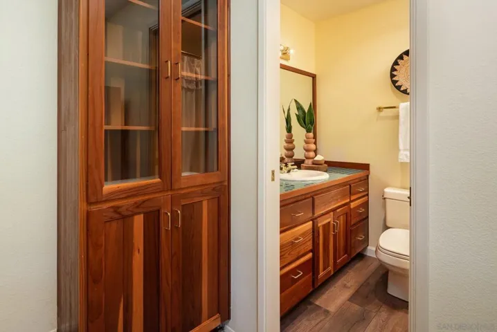 4920 Beaumont Dr, La Mesa, California 91941