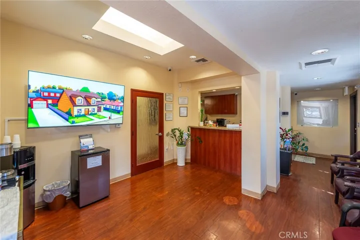 1317 N Main Street, Santa Ana, California 92701