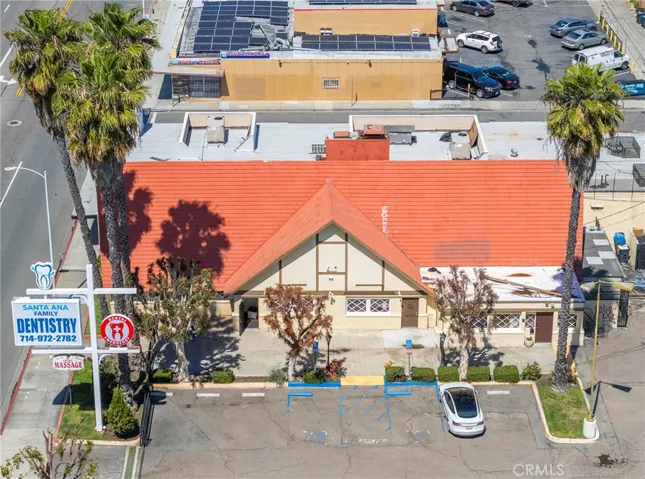 1317 N Main Street, Santa Ana, California 92701