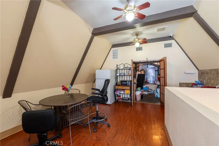 1317 N Main Street, Santa Ana, California 92701
