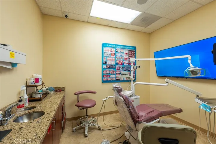 1317 N Main Street, Santa Ana, California 92701