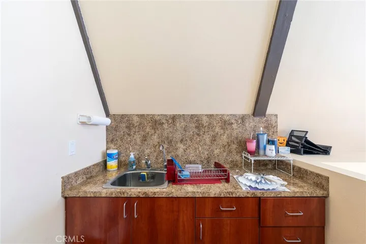 1317 N Main Street, Santa Ana, California 92701