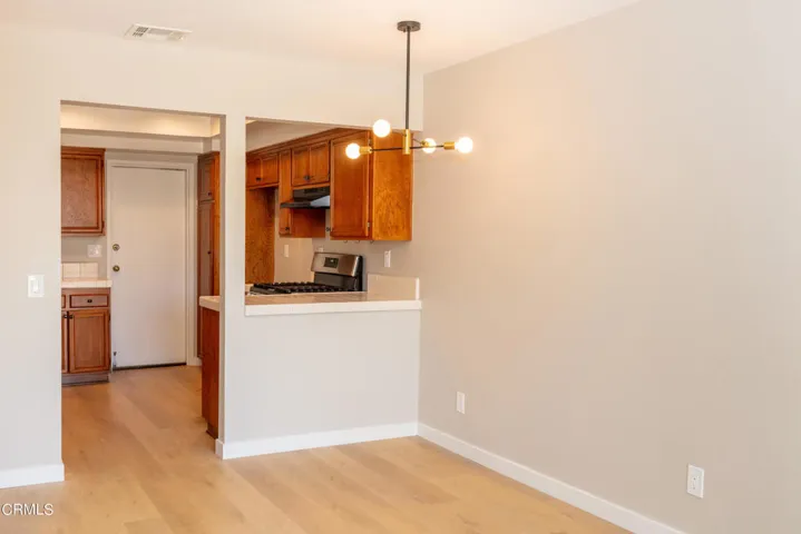 985 Hawthorne Ln-8172