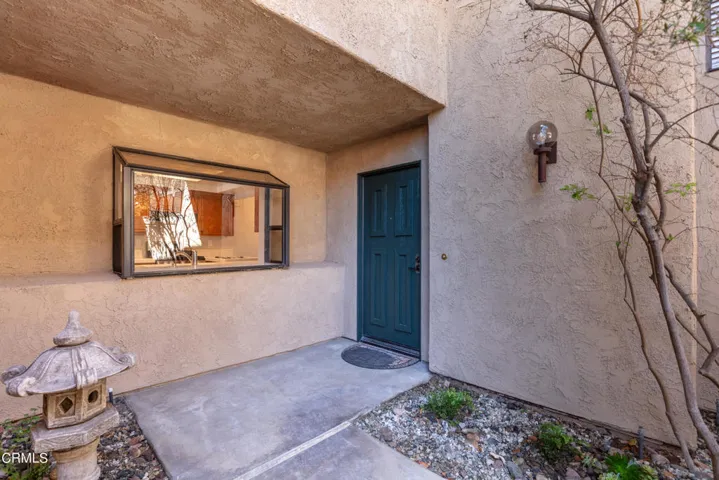 985 Hawthorne Ln-8148