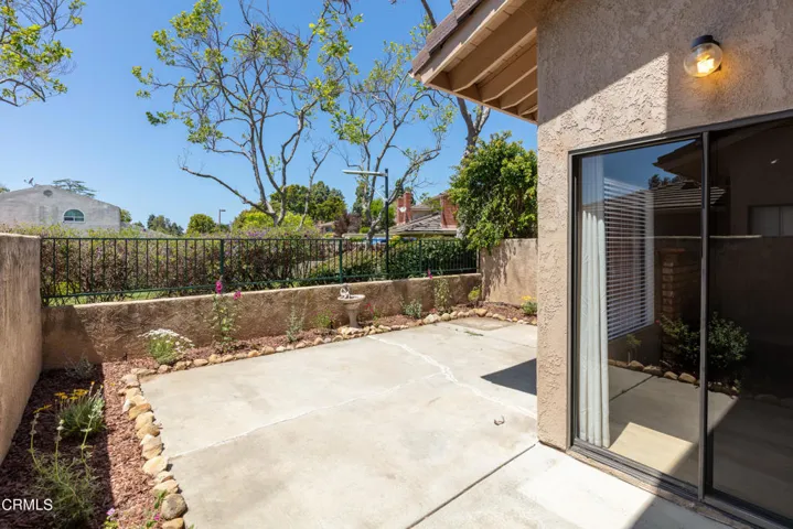 985 Hawthorne Ln-8235-HDR
