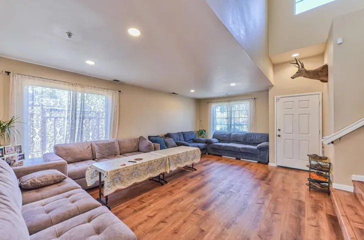 1793 Merlot Way, Salinas, California 93906