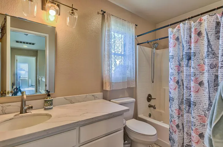 1793 Merlot Way, Salinas, California 93906