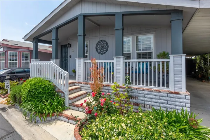 10681 Oak Street 107, Los Alamitos, California 90720