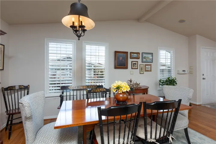 10681 Oak Street 107, Los Alamitos, California 90720