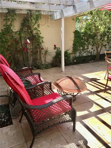 10 Brisbane Way, Irvine, California 92612