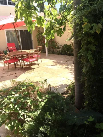 10 Brisbane Way, Irvine, California 92612