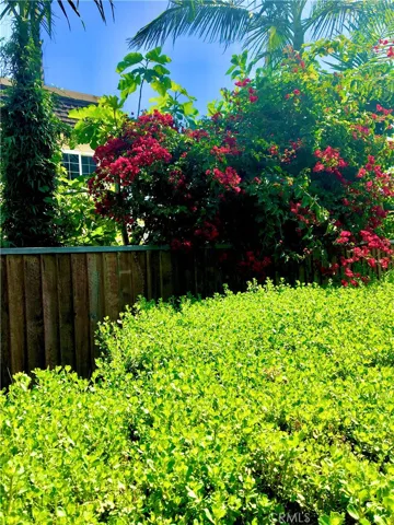 10 Brisbane Way, Irvine, California 92612
