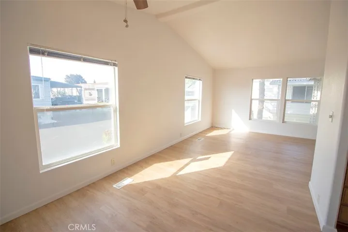 1701 S Thornburg 40, Santa Maria, California 93458