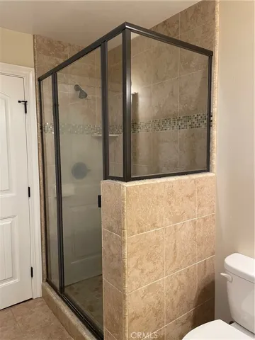 Main bathroom