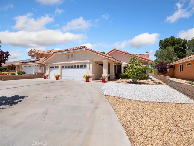 14986 Shady Elm Lane, Helendale, California 92342