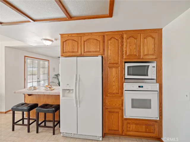 Fridge, Microwave and Oven stay