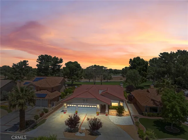 Thank you for visiting 14986 Shady Elm. Ready for your private showing?