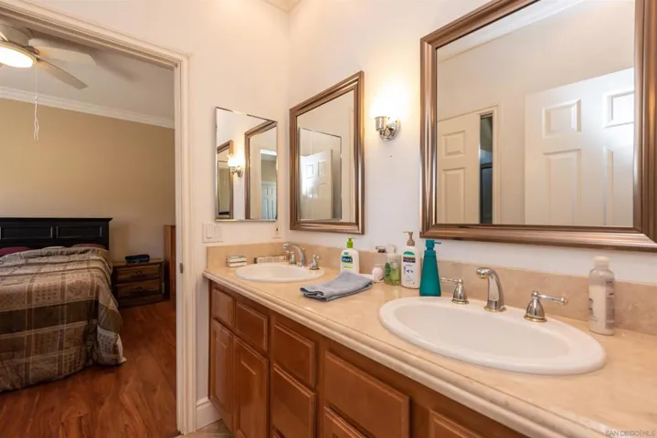 1435 Logan Ct, Escondido, California 92027