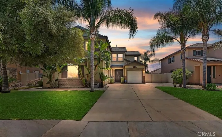Twilight - large driveway plus potential RV parking.