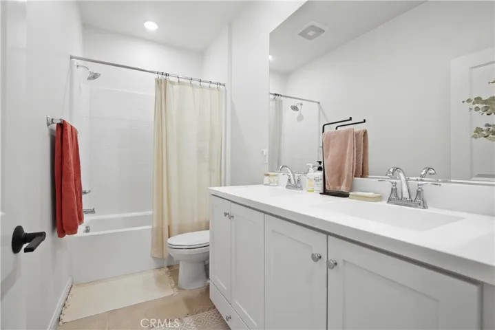 12318 Blue Sky Court, Whittier, California 90602