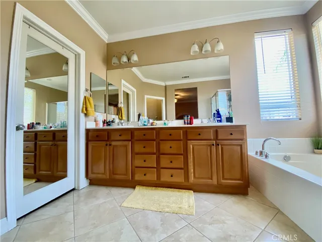 4355 Cloudywing Road, Hemet, California 92545