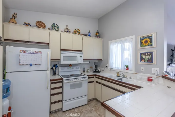 16440 Atherton Mtn 31, Fountain Valley, California 92708