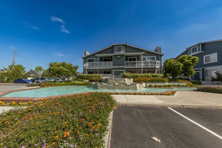 16440 Atherton Mtn 31, Fountain Valley, California 92708