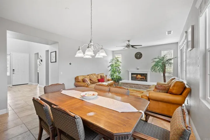 456 Boudinot Court, Escondido, California 92027