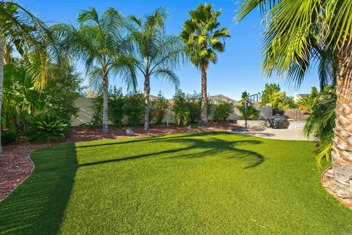 456 Boudinot Court, Escondido, California 92027