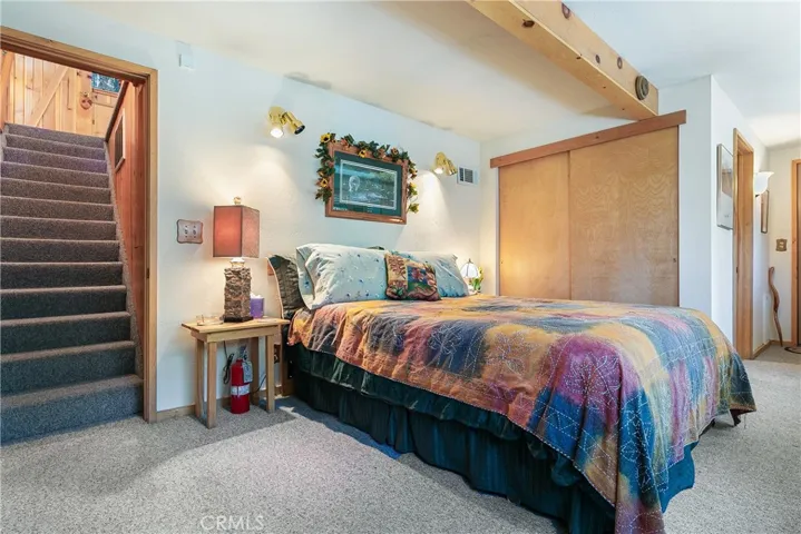 475 Blue Jay Canyon Road, Blue Jay, California 92317
