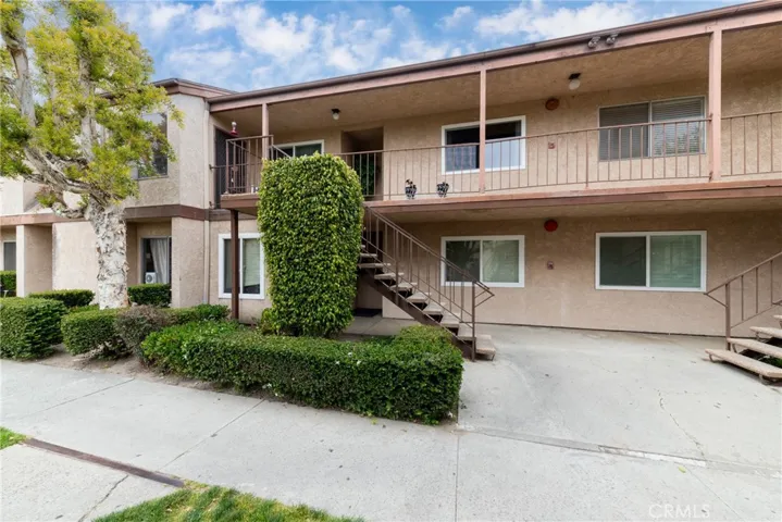 12010 226th Street 18, Hawaiian Gardens, California 90716