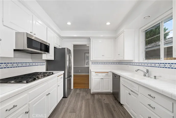 1740 Palos Verdes Drive W, Palos Verdes Estates, California 90274